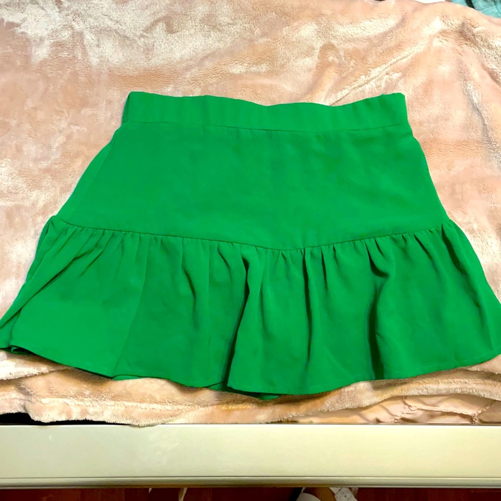 Cute Boutique skort, size M